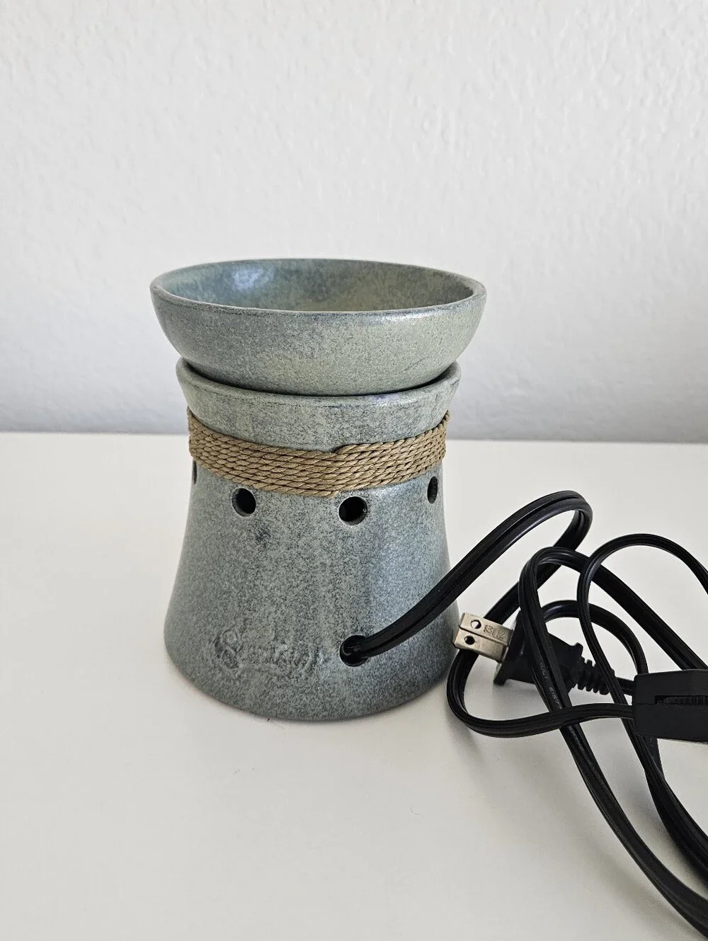 Scentsy | Acadia In Box Wax Warmer Plug In Home Room Ceramic Rustic MSW-ACAD